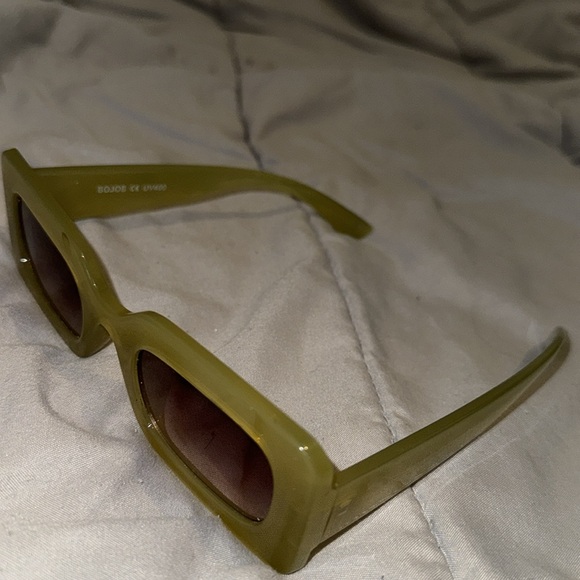 Sunglass bundle - Picture 3 of 3